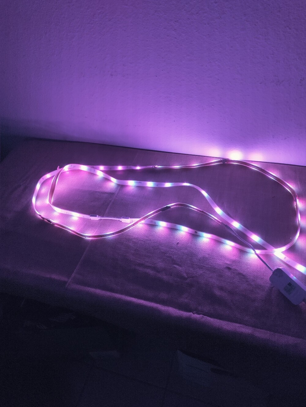 Philips HUE LED Strips & Philips HUE Bridge Complete Set 2-Strips + HUB Tested